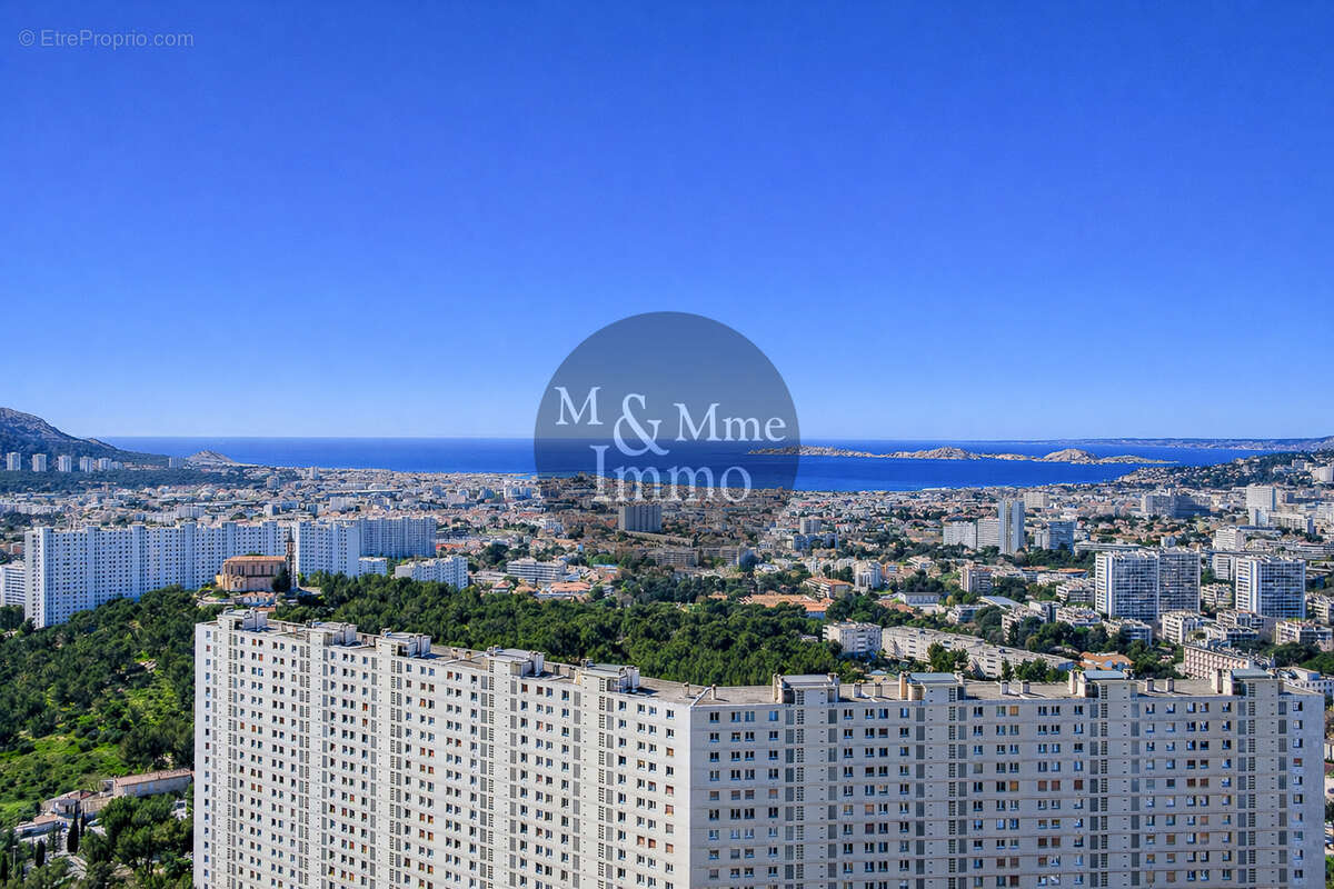 Appartement à MARSEILLE-9E