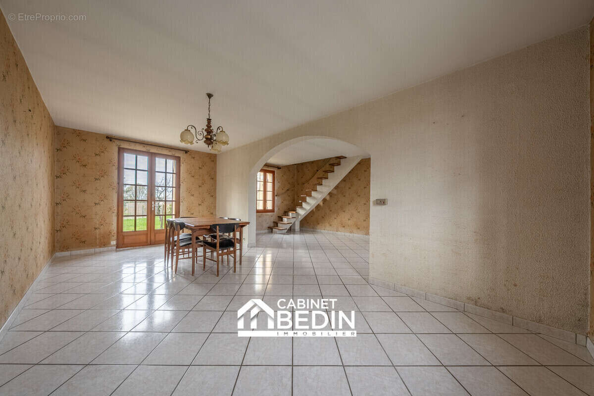 Maison 98 m² à Sadirac  - photo 3