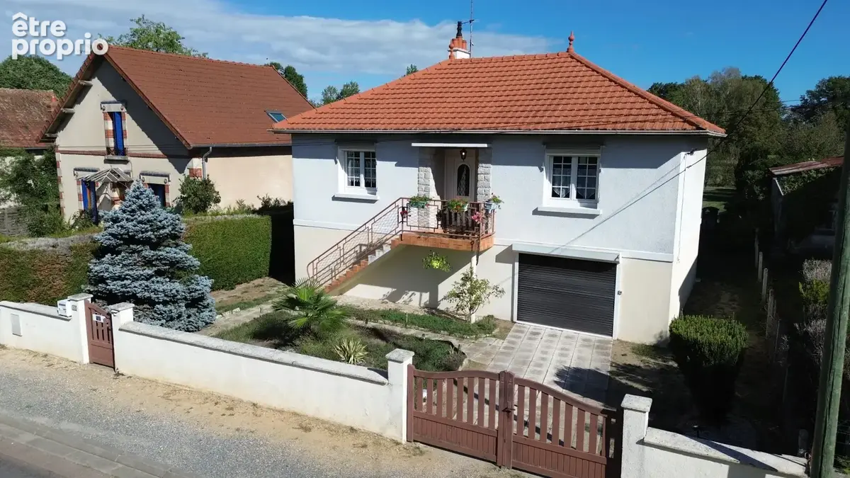 Maison à LA GUERCHE-SUR-L'AUBOIS
