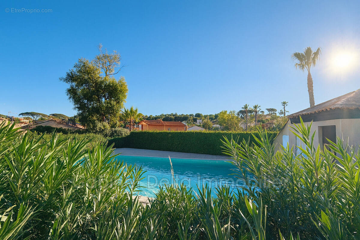 Appartement à SANARY-SUR-MER