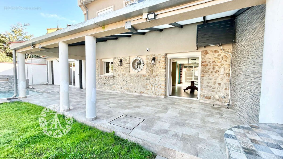 Maison à ELNE