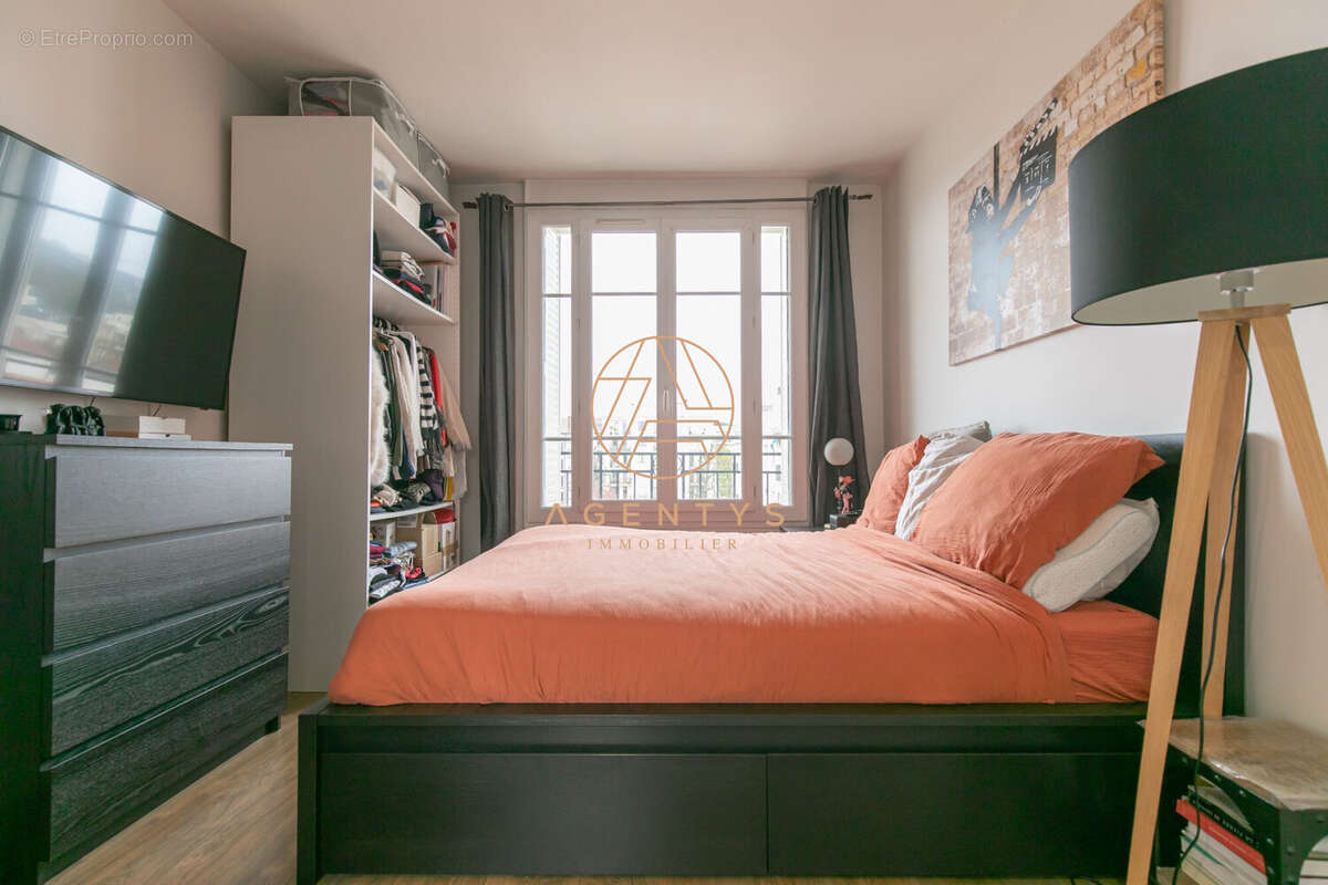 Appartement à SAINT-MAUR-DES-FOSSES