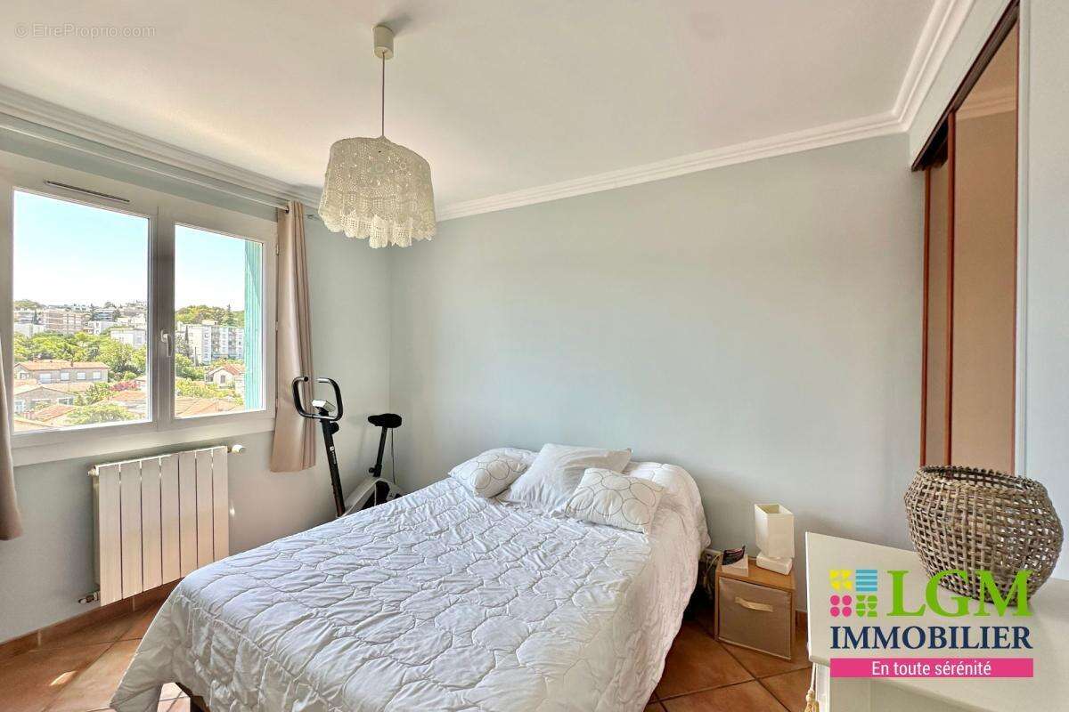 Appartement à NIMES