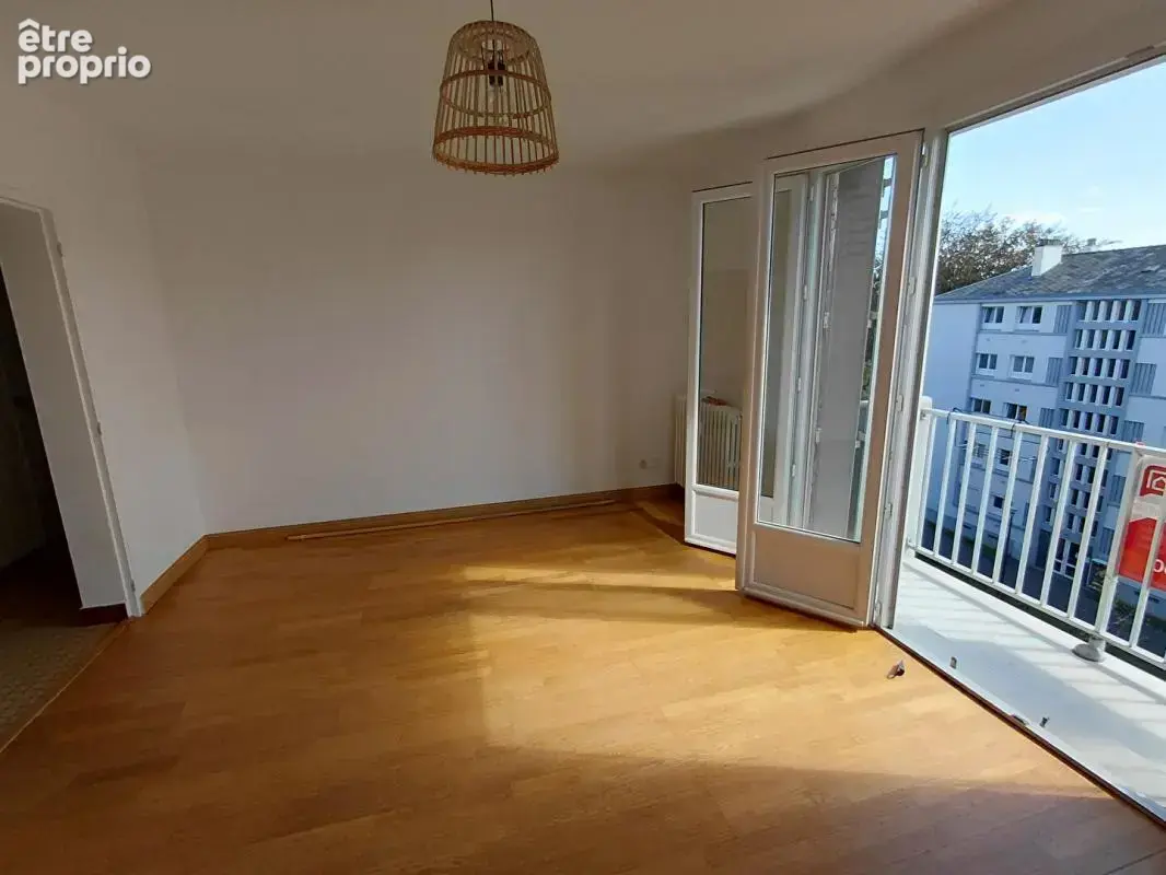 Appartement à SAINT-SEBASTIEN-SUR-LOIRE