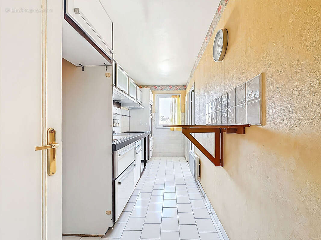 Appartement à MARSEILLE-13E