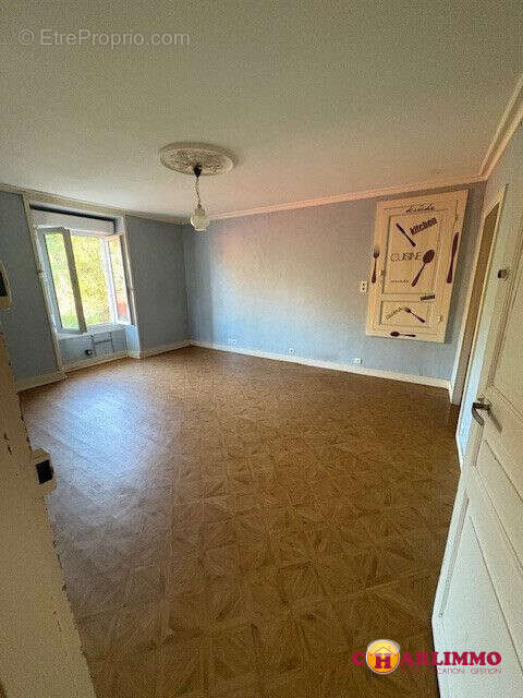 Appartement à SAILLAT-SUR-VIENNE