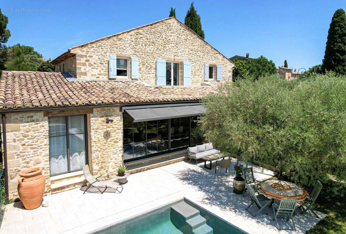 Maison à UZES