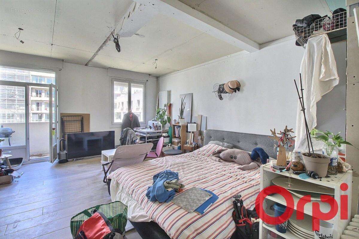 Appartement à MARSEILLE-7E