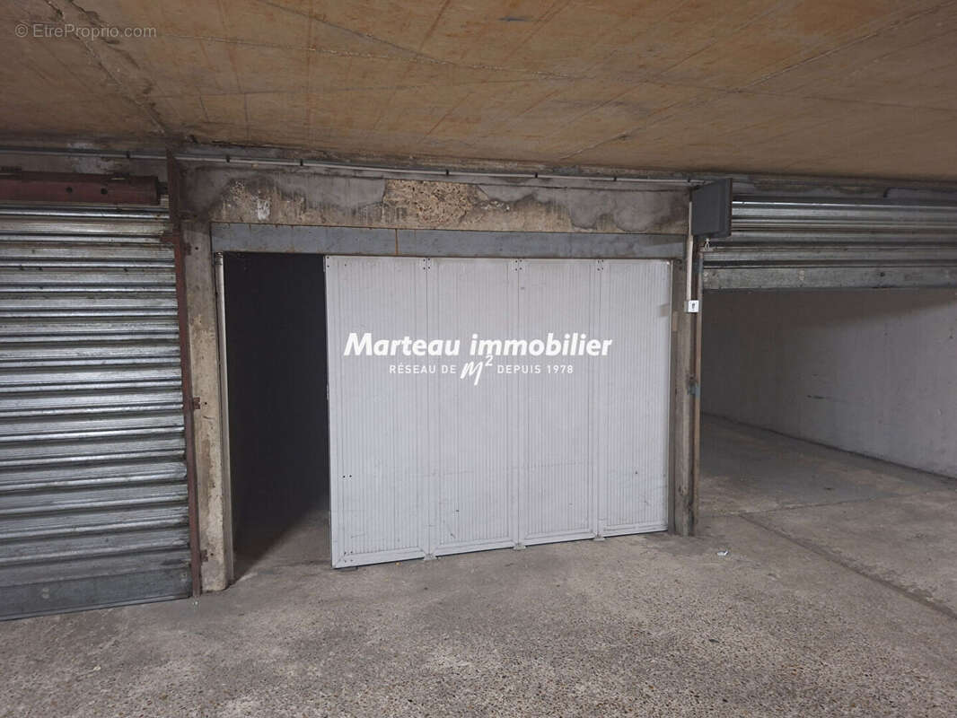 Parking / box Le Mans - photo 2