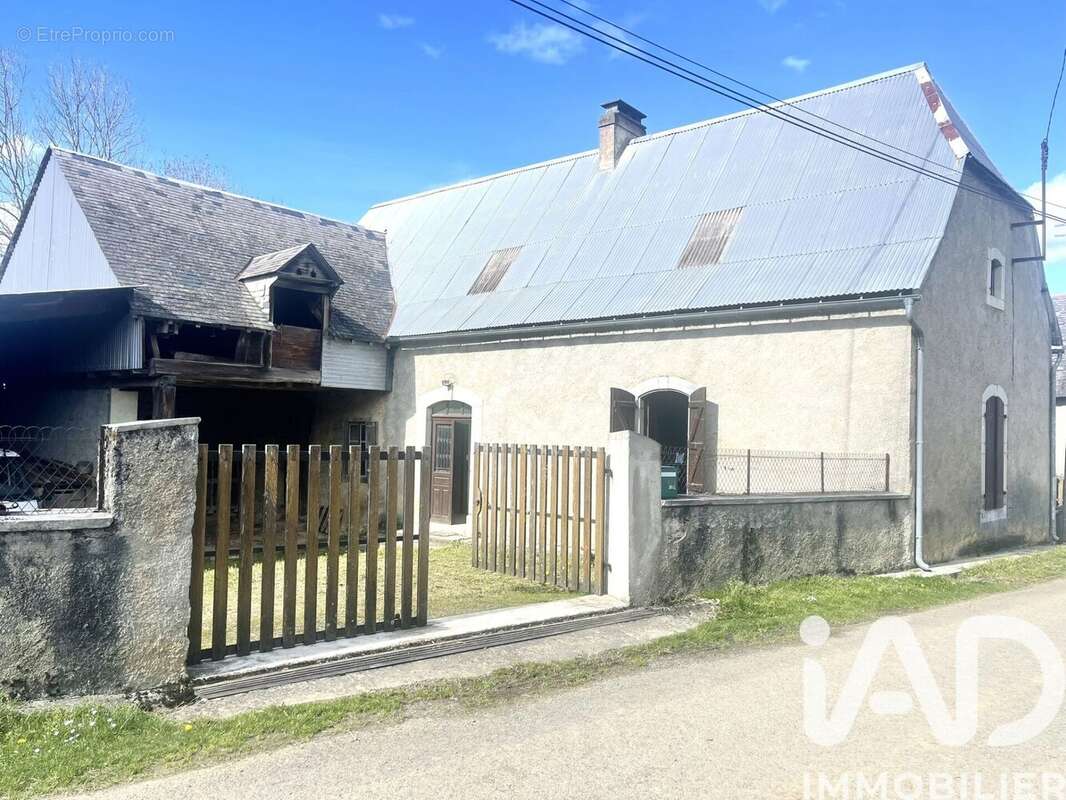 Maison 160 m² à Cieutat  - photo 2