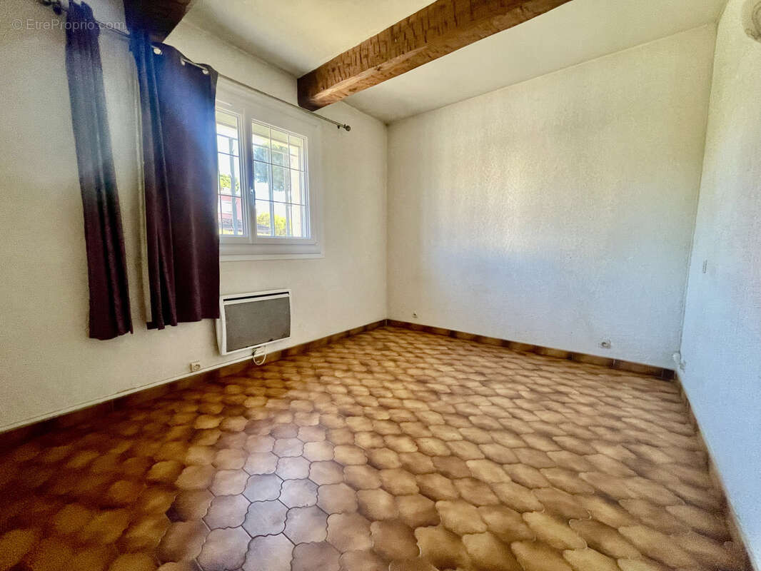 Maison à SIX-FOURS-LES-PLAGES