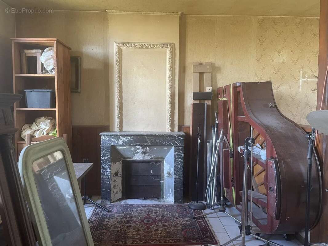 Maison à SAINT-MARTIAL-SUR-NE