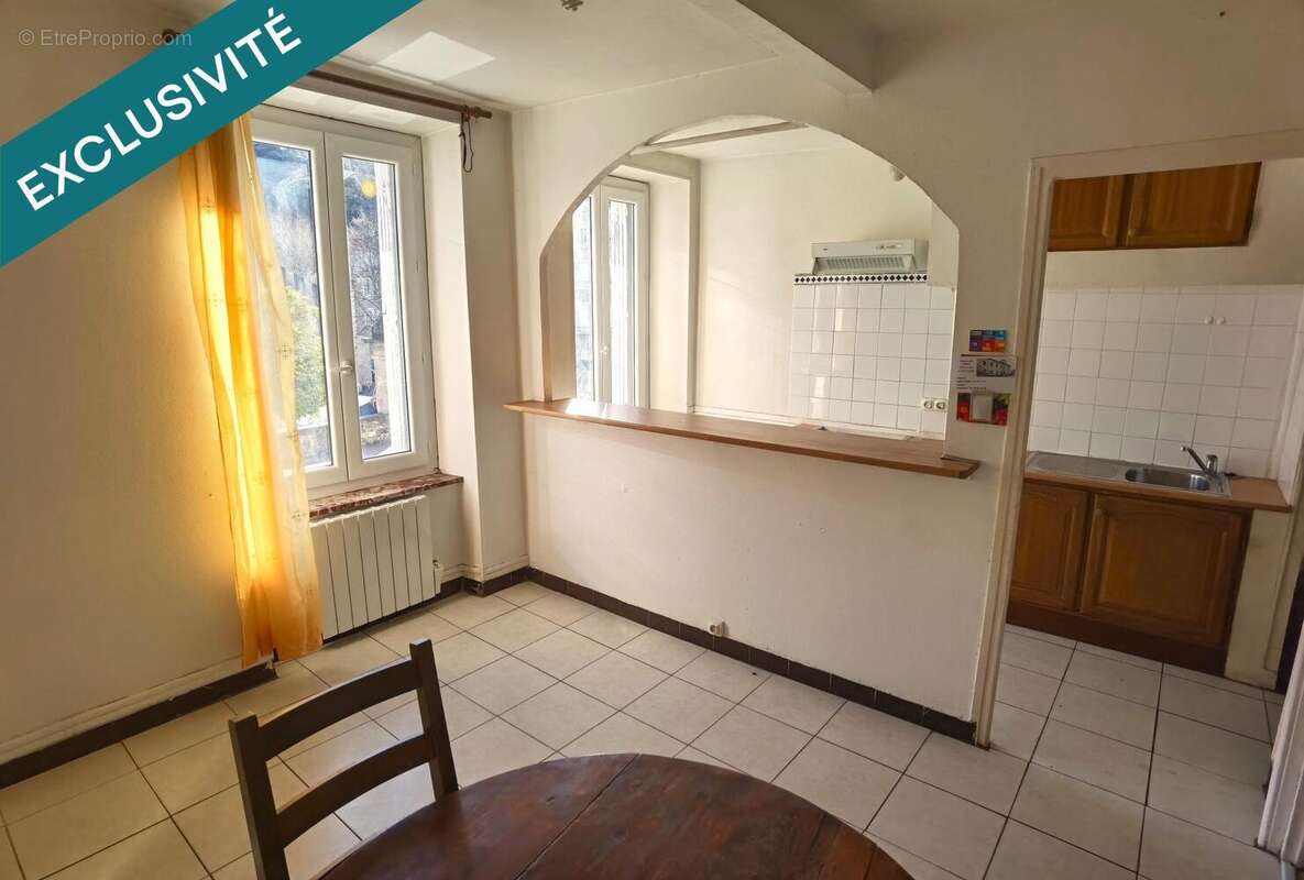 Photo 2 - Appartement à SAINT-PONS-DE-THOMIERES