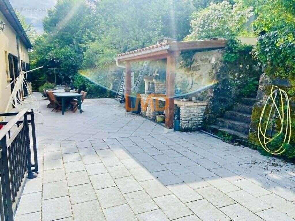 maison au calme avec terrain - photo 11
