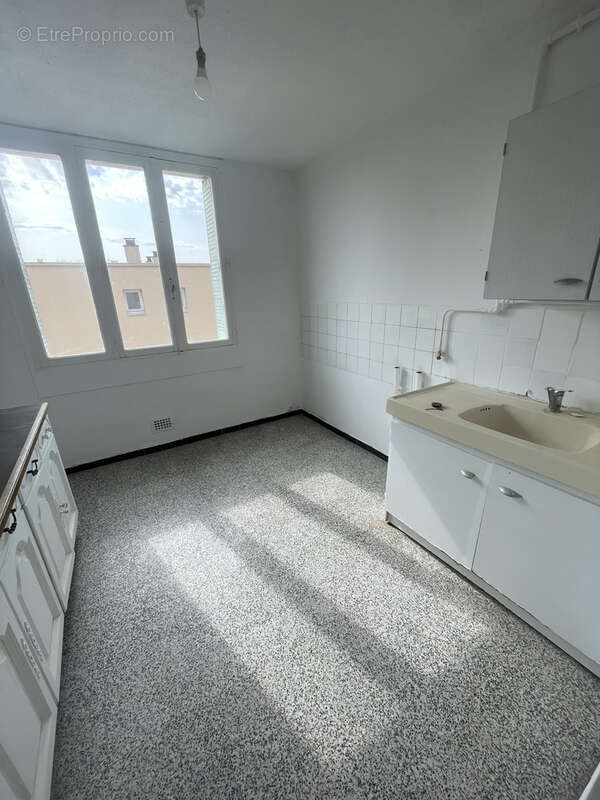 Appartement à PONT-SAINT-ESPRIT