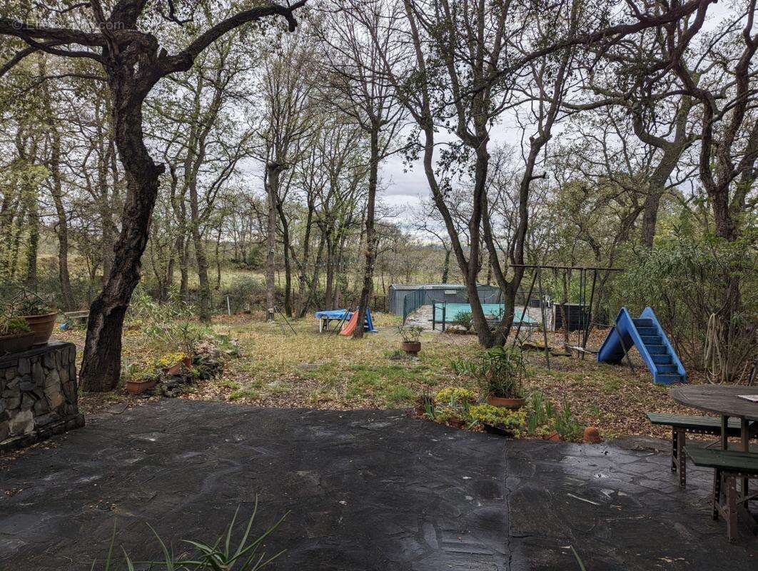 Terrain à MONTESQUIEU-DES-ALBERES