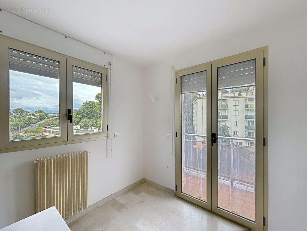 Appartement à CAGNES-SUR-MER