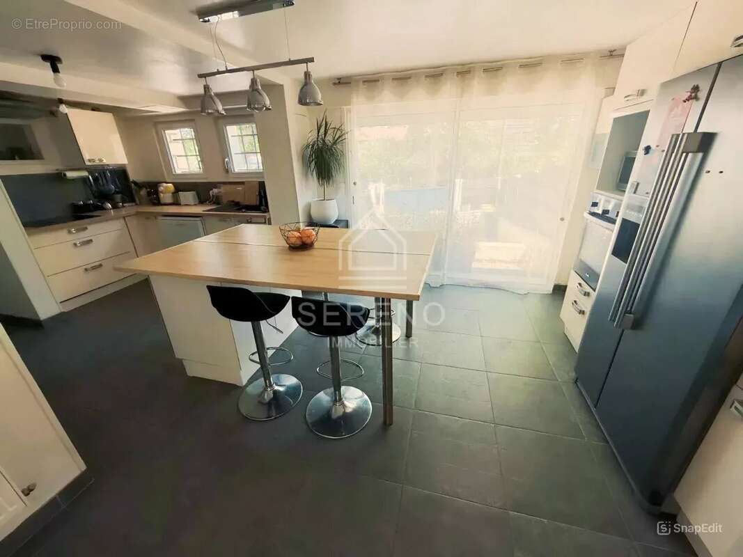 Maison à FONTENAY-SOUS-BOIS