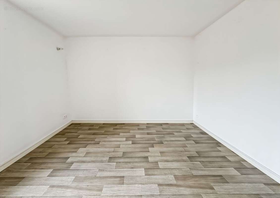 Maison à CHALETTE-SUR-LOING