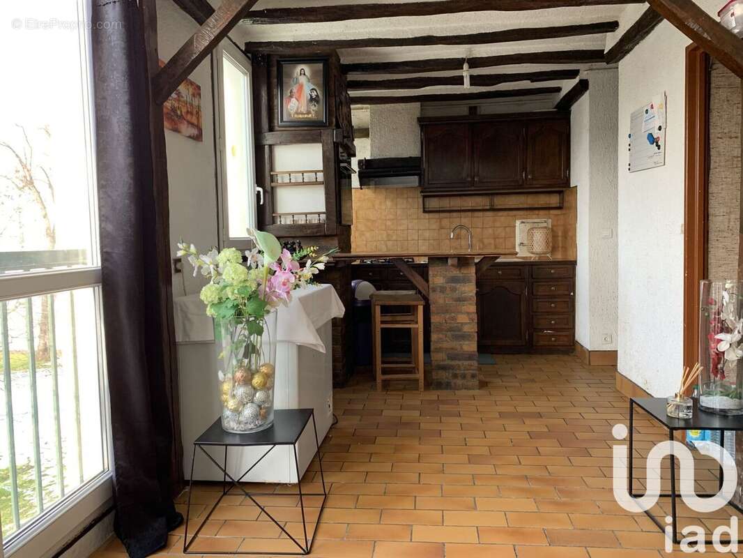 Photo 9 - Appartement à SAINT-OUEN-L'AUMONE