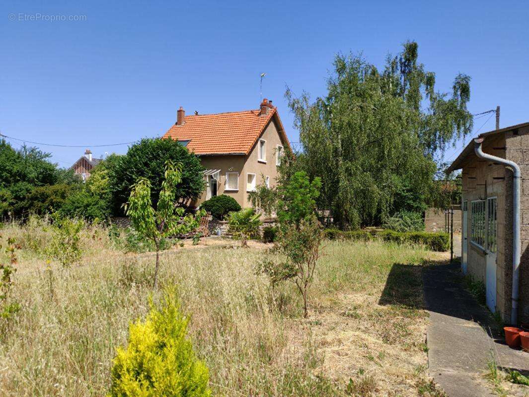 Maison à CHATELLERAULT