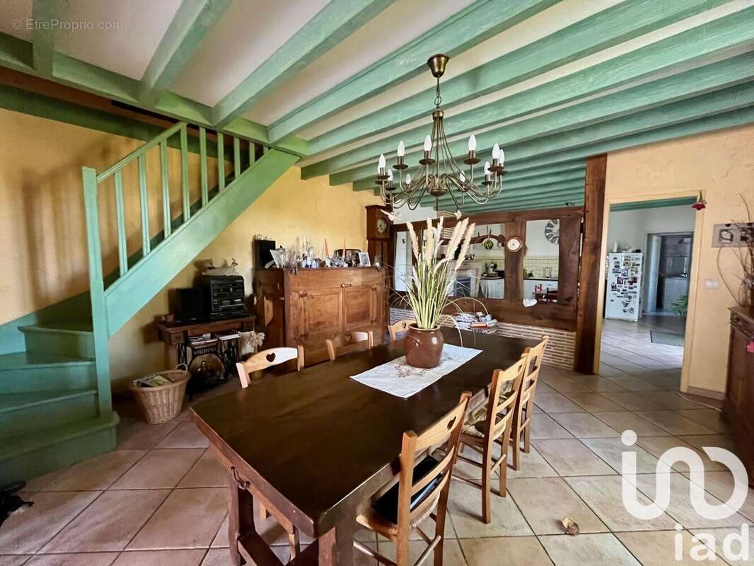Maison 153 m² à Coimeres  - photo 3