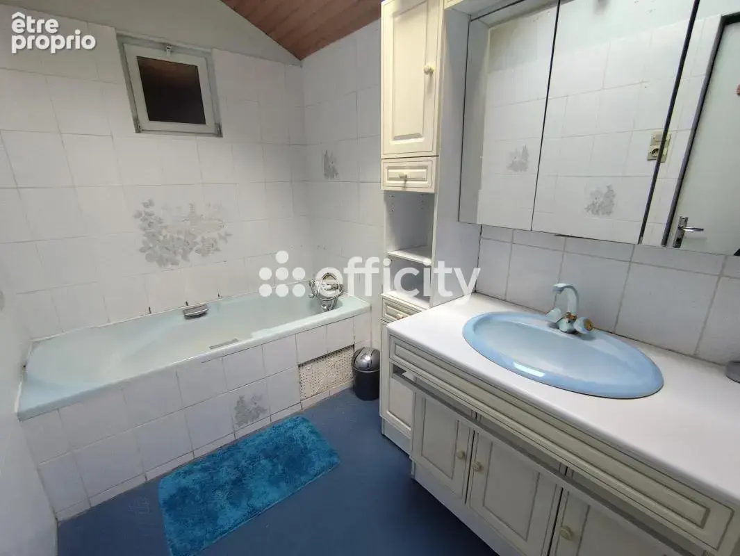 Maison 6 pièces 180 m² à vendre à Jarnac-Champagne (17520) - photo 12