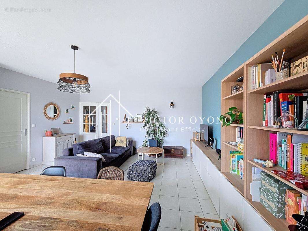 Appartement à LA RICHE