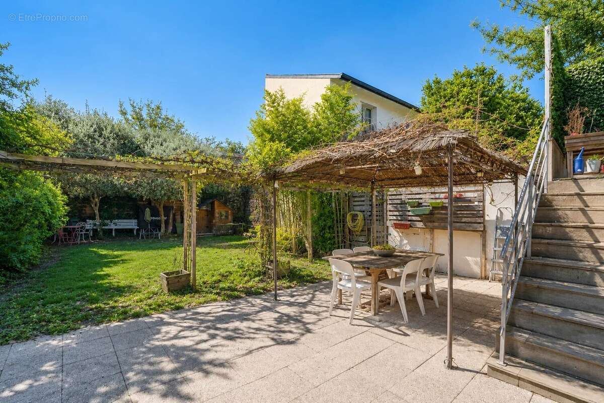 Maison à COLOMBES