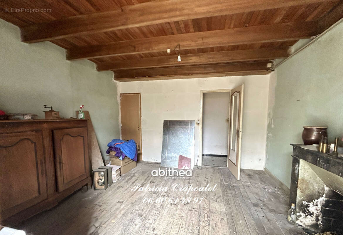 Maison à COULONGES