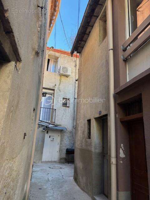 Appartement à MILLAS