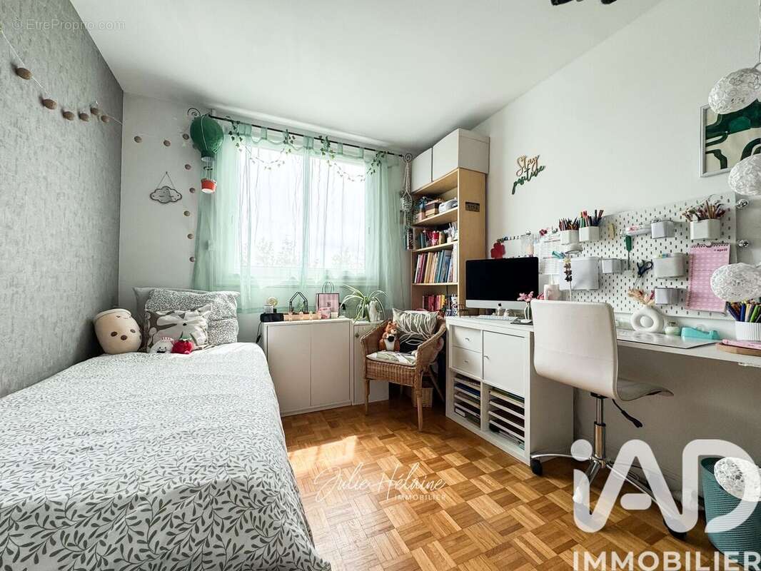 Photo 4 - Appartement à NEAUPHLE-LE-CHATEAU