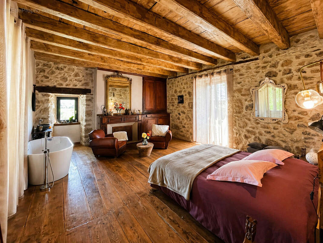 Maison à LA FOUILLADE