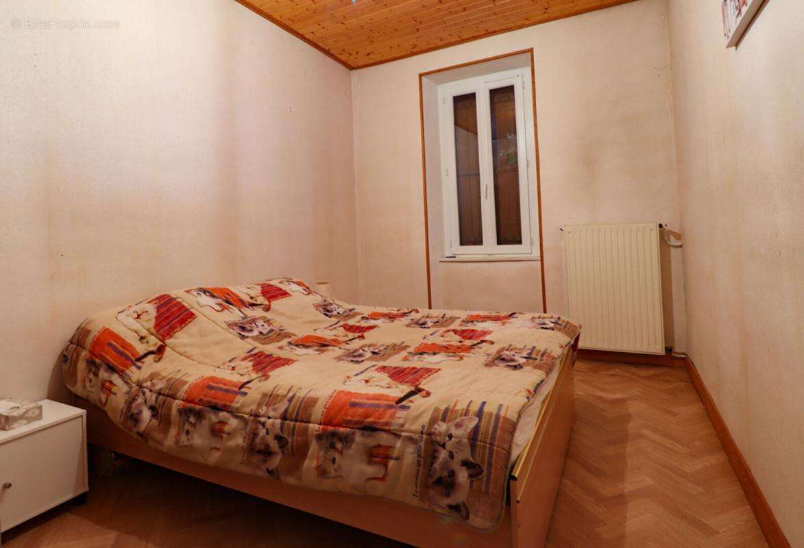 Maison Moulin Mage maison rénovée de 140 m² au coeur du village - photo 5