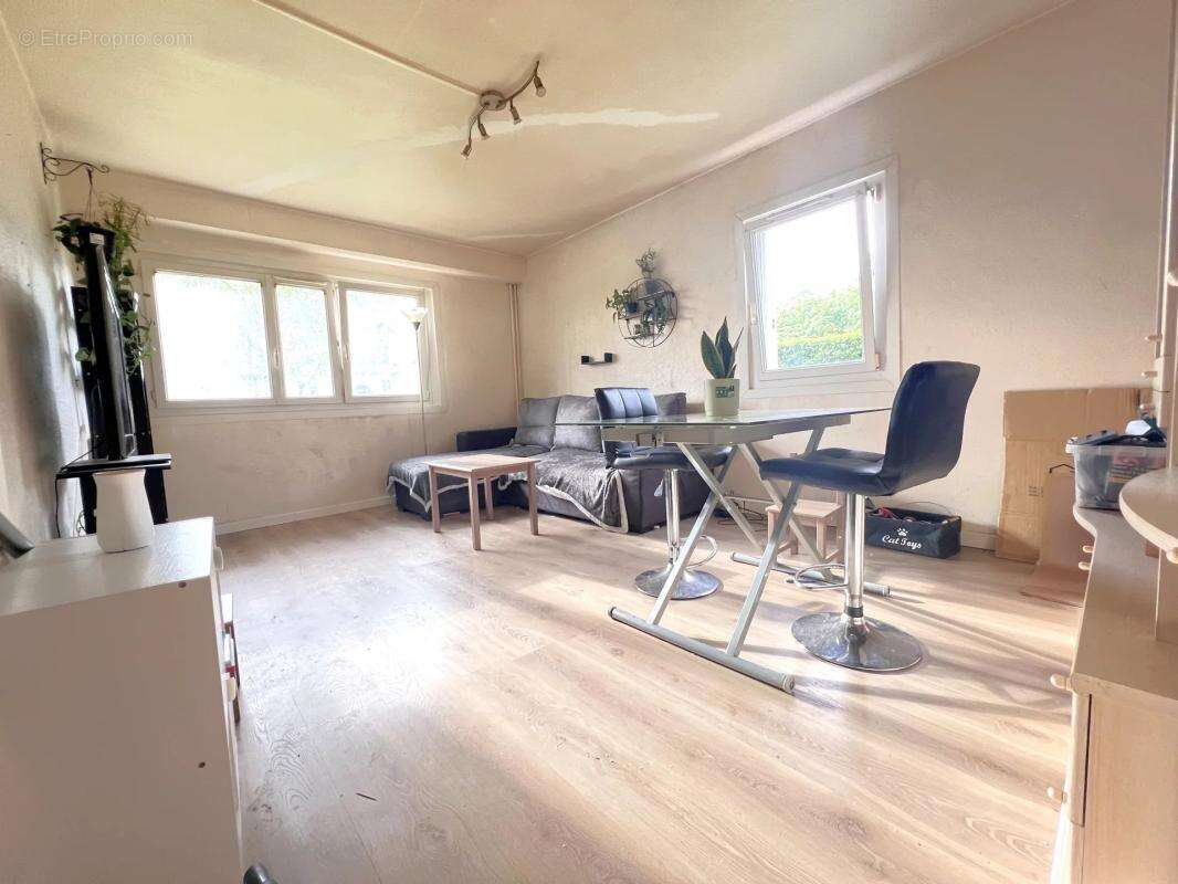 Appartement à PLAISIR