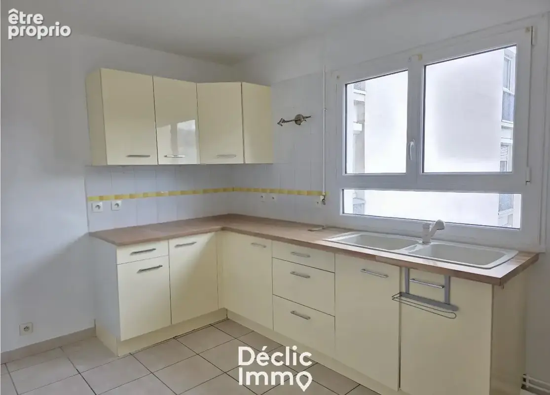 À vendre  TOURS Appartement Type 2 avec ascenseur  Proche transports - photo 3