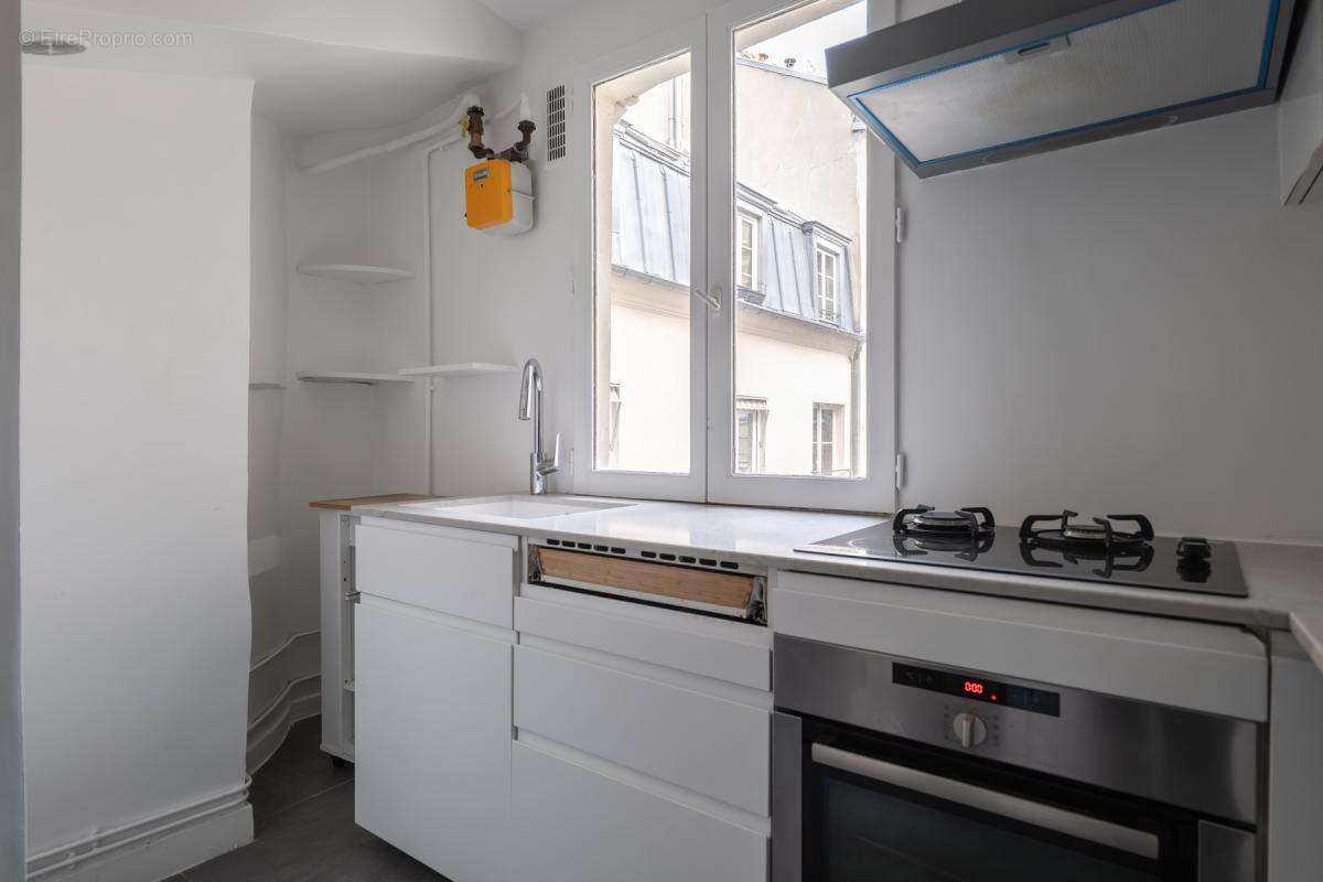 Appartement à PARIS-2E