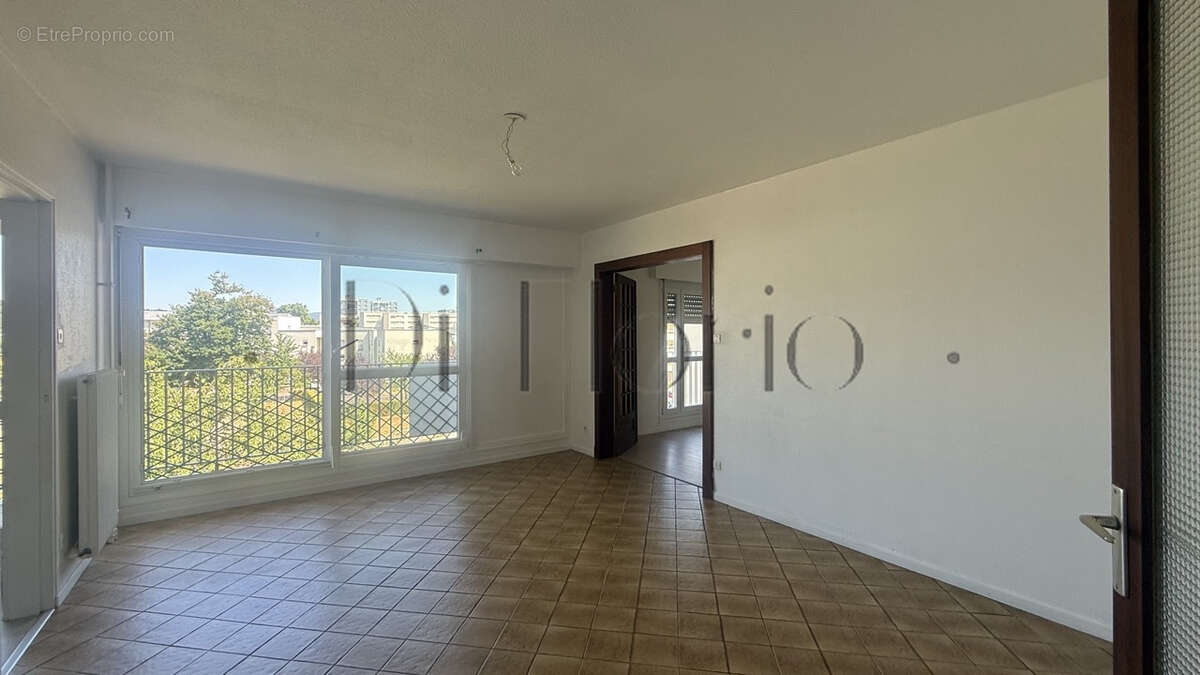 Saint-Dié-des-Vosges - centre ville - Appartement 86m2 - photo 6