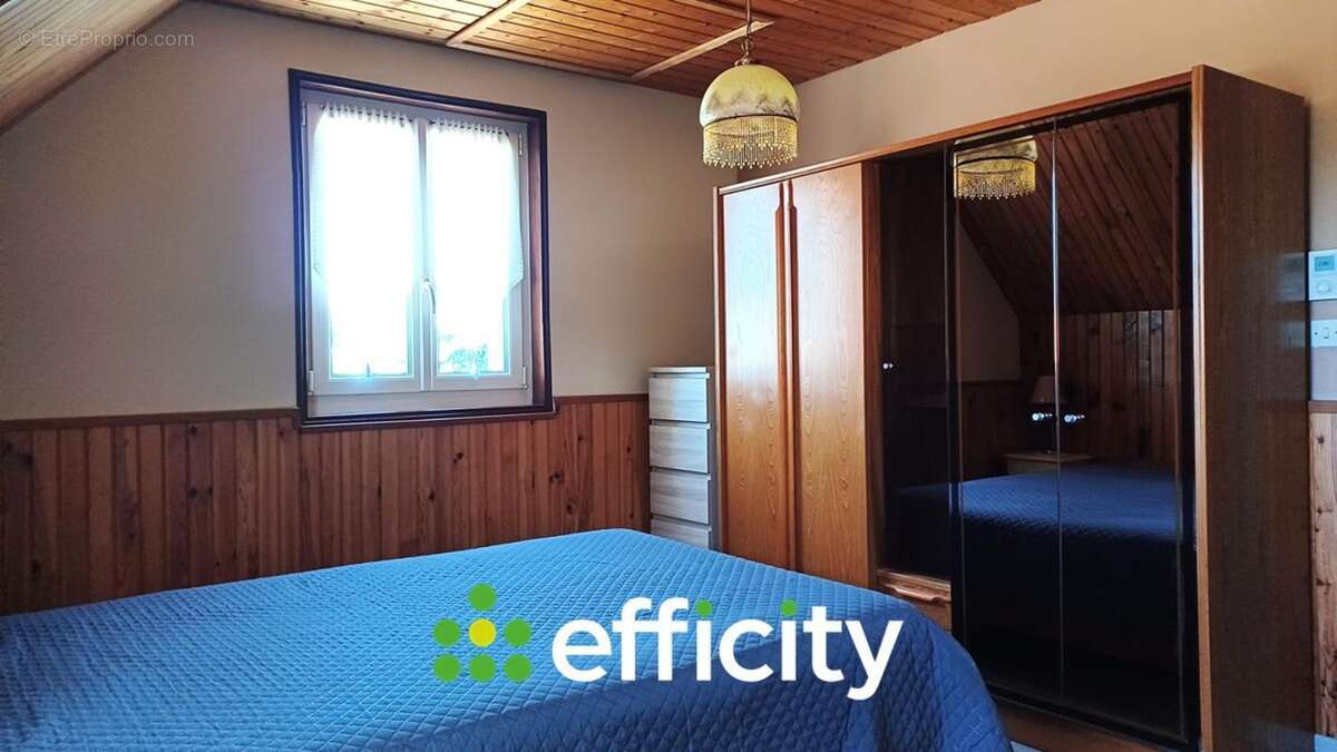Maison 141 m² à Saint-Denis-Le-Ferment  - photo 11