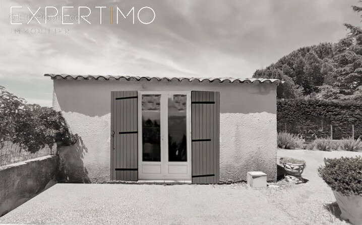 Appartement à BONNIEUX