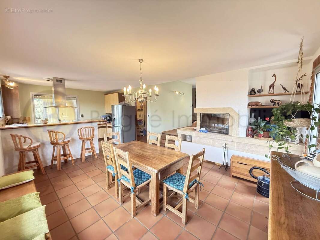 Maison à FONTENILLES