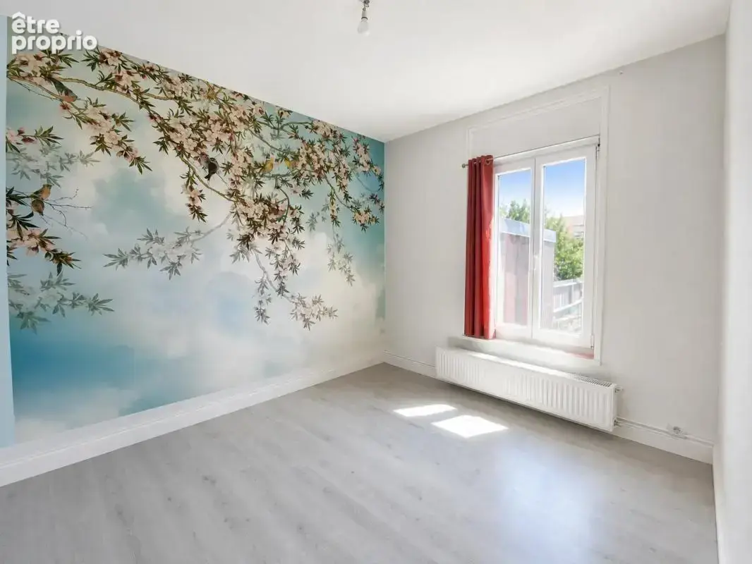 Entre patrimoine et vie de quartier — Maison 4 pièces de 105 m² - photo 6