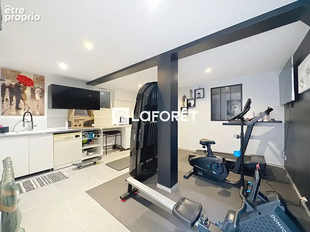 Superbe maison contemporaine de 250 m² située à Montesson, à seulement 15 minutes du RER de Sartrouville. - photo 17