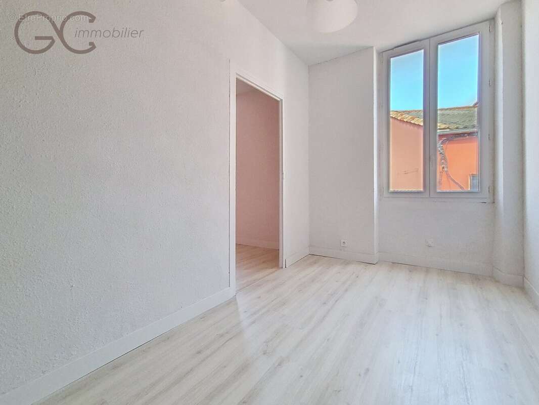 Maison à SAINT-CHINIAN