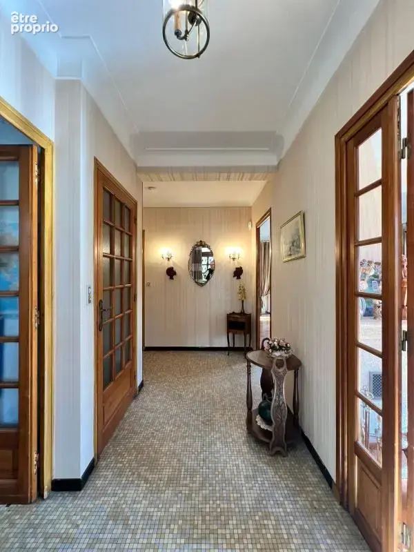 Maison familiale 9 pièces sur une parcelle de terrain de 805 m2 - photo 7