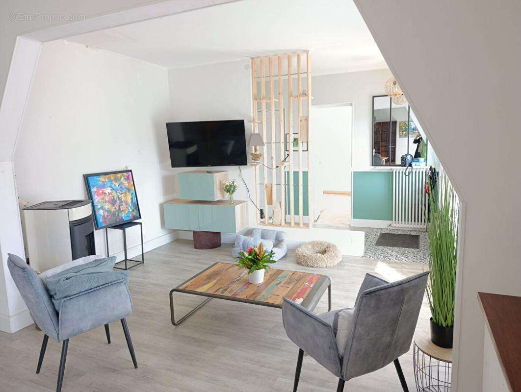 Maison à DAMMARIE-LES-LYS