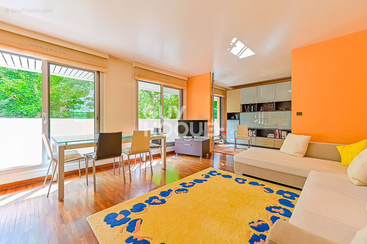 Appartement à PARIS-12E