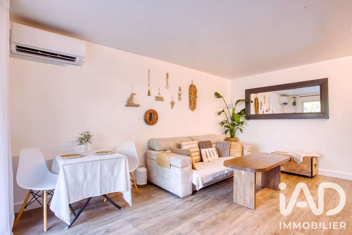 Appartement 43 m² à Saint-Raphael  - photo 4
