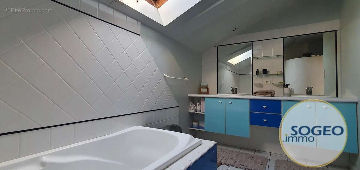 Maison à AMOU