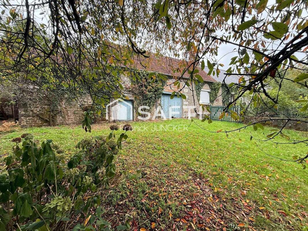 Maison 70 m² à Champsecret  - photo 8